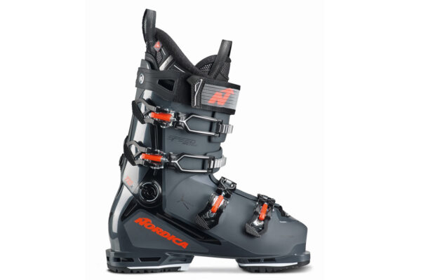 Nordica_Skischuh_Speedmaschine_3_110_x_050G4600